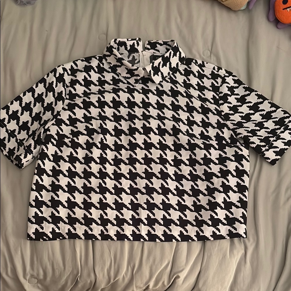 Black and White Houndstooth KENDALL & KYLIE Women's Top